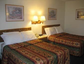 Express Inn & Suites Clearwater ピネラス・パーク 部屋 写真